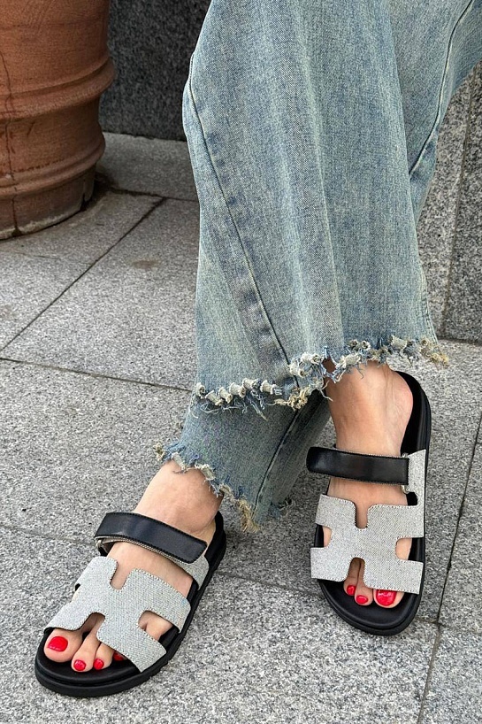 Женские кожаные сандалии Hermes Chypre - Black / Grey