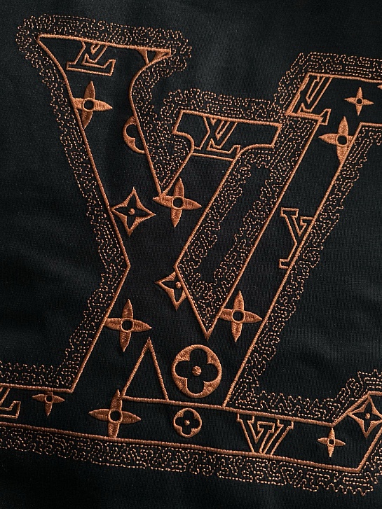 Футболка чёрного цвета Louis Vuitton Premium