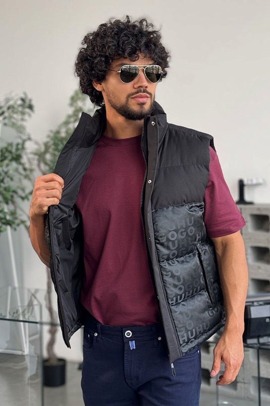 Мужской чёрный жилет Hugo Boss Baltino engraved-logo