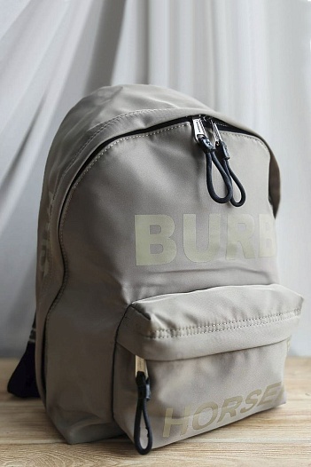 Нейлоновый рюкзак Burberry Horseferry logo 40x30 см   