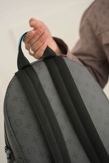 Рюкзак Louis Vuitton Discovery Monogram Eclipse Reverse 38х30 см   