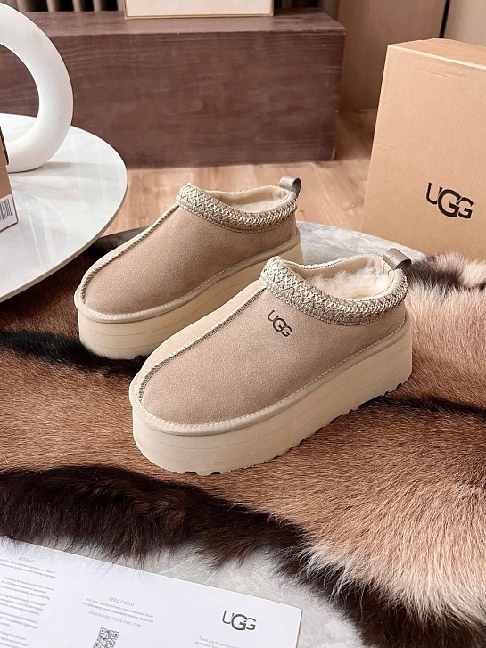 Женские замшевые ботинки UGG Tazz Platform - Beige