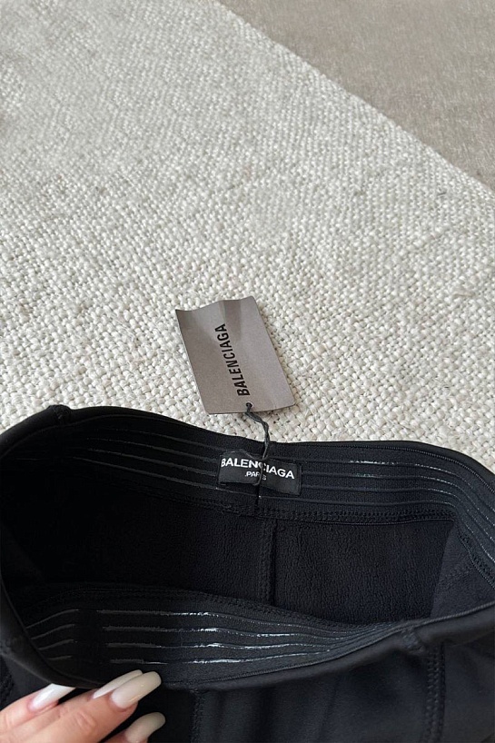 Женские утеплённые леггинсы на флисе Balenciaga чёрного цвета
