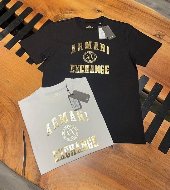 Мужская футболка Armani Exchange чёрного цвета