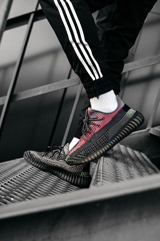 Кроссовки Adidas Yeezy Boost 350 V2 "Yecheil"