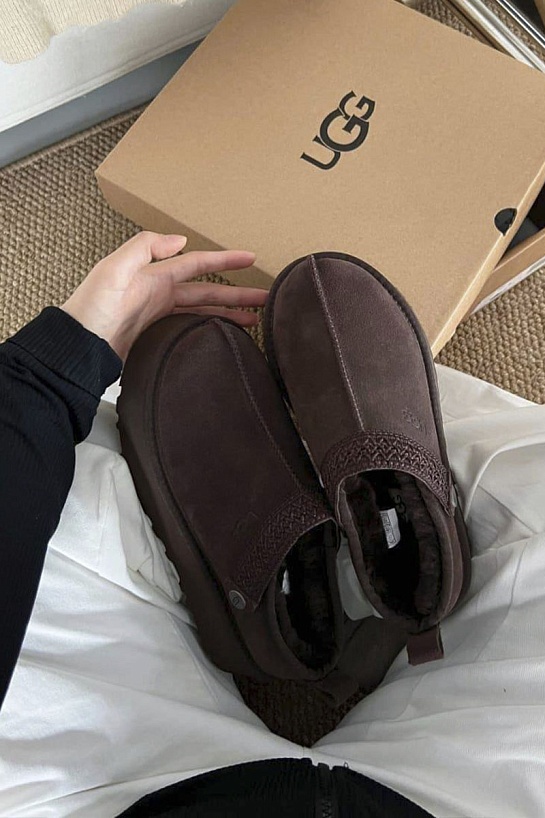 Замшевые женские слиперы с мехом UGG Lanah