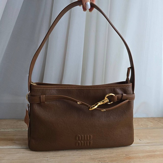 Кожаная сумка MIU MIU 32x18 см
