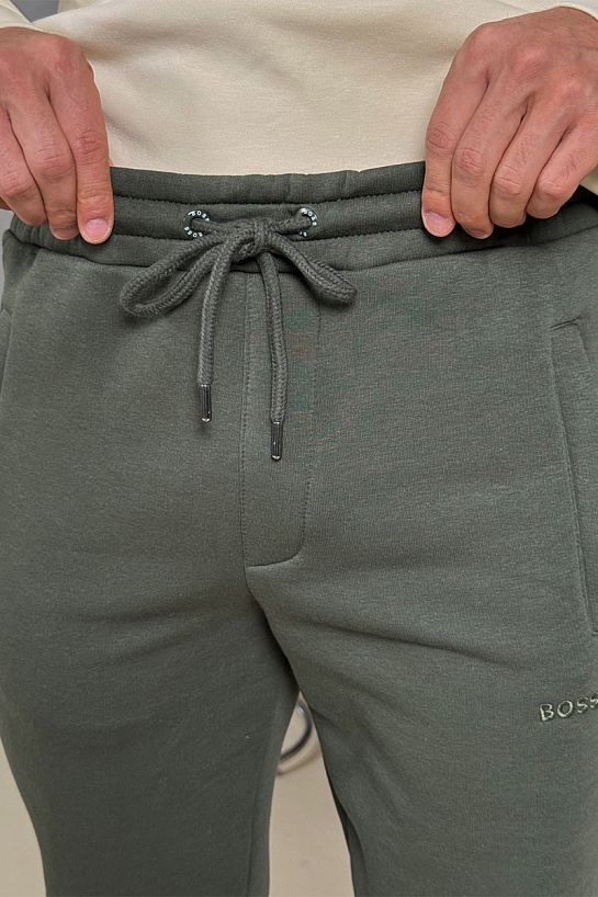 Штаны на флисе Hugo Boss зелёного цвета