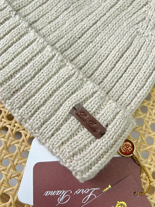 Мужская шапка Loro Piana Niseko Premium - Beige