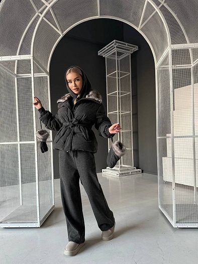 Темно-серый женский костюм тройка на флисе Loro Piana   