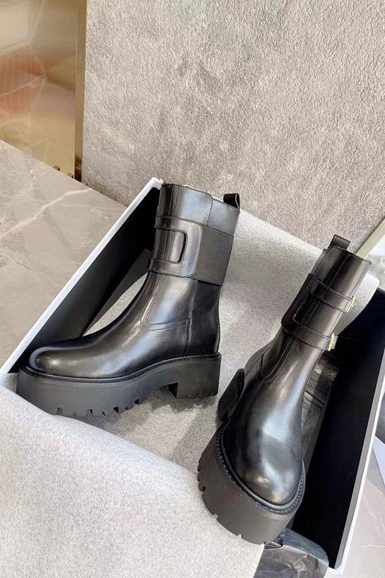 Женские чёрные кожаные ботинки Celine