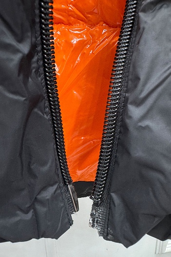 Мужской брендовый жилет Moncler чёрного цвета   