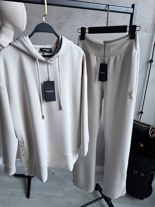 Женский бежевый костюм Yves Saint Laurent premium