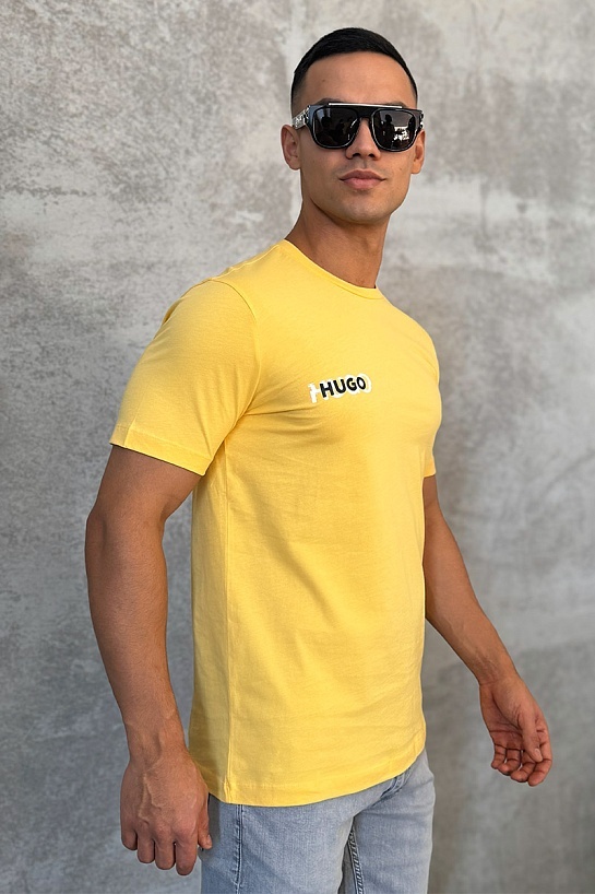 Мужская жёлтая футболка Hugo Boss logo print