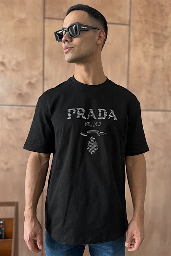 Мужская чёрная футболка Prada   