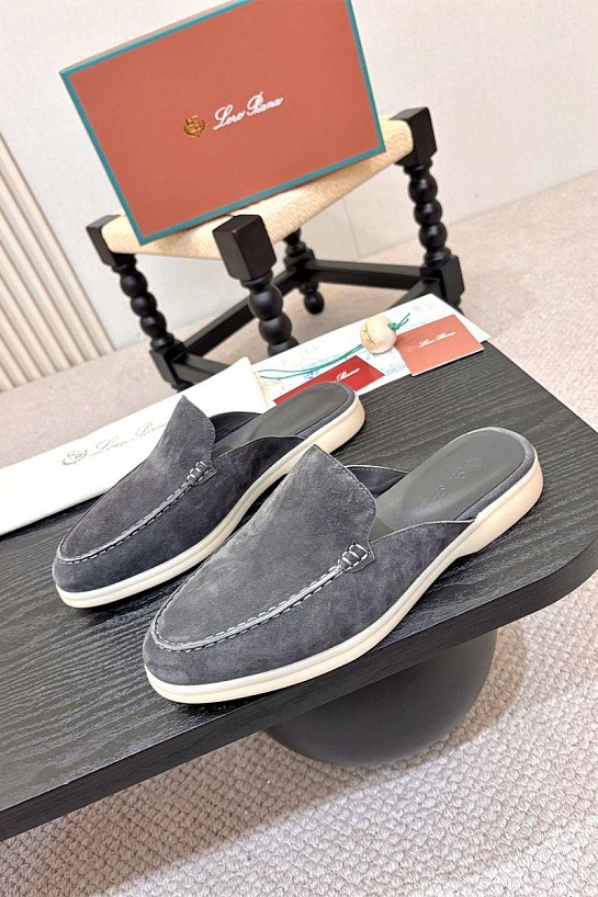 Мужские замшевые шлёпанцы Loro Piana