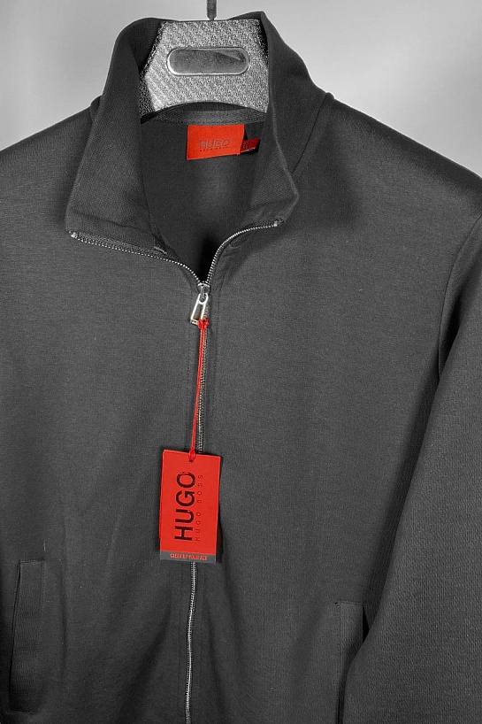 Мужская чёрная кофта Hugo Boss