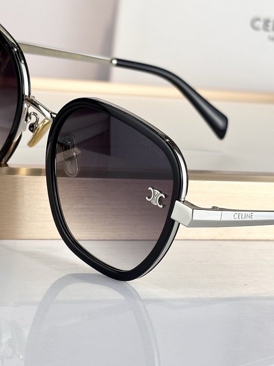 Солнцезащитные очки Celine Metal Triomphe