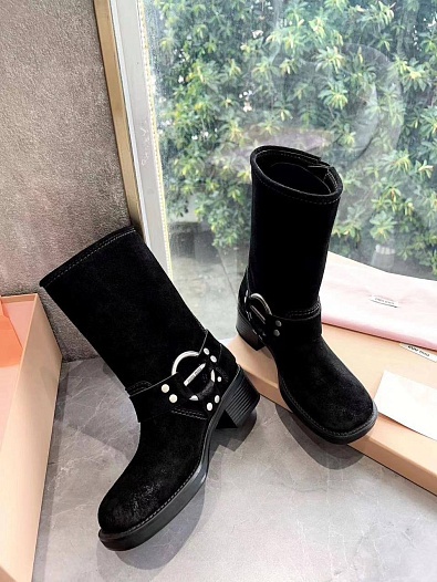 Женские замшевые сапоги MIU MIU Ankle Premium   