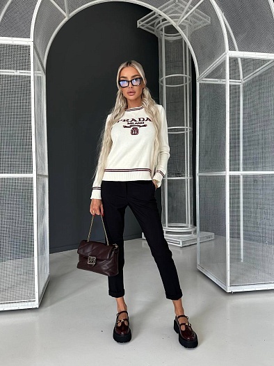 Женский белый свитер Prada   