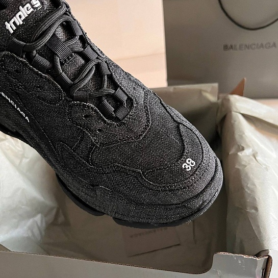 Женские кроссовки Balenciaga Triple S Premium - Black