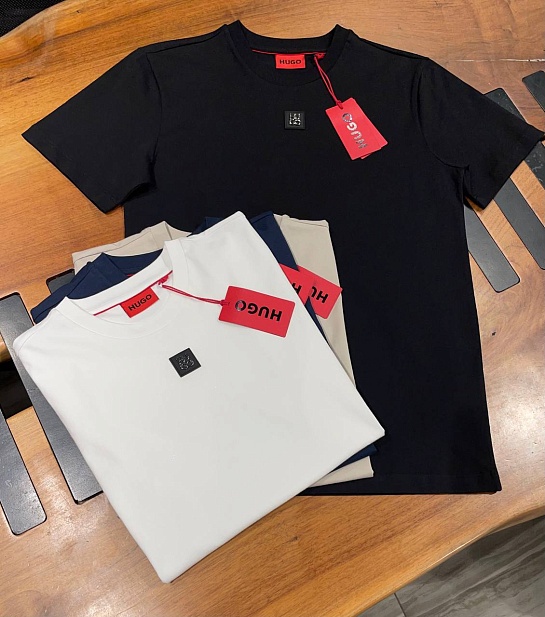 Мужская чёрная футболка Hugo Boss Dalile