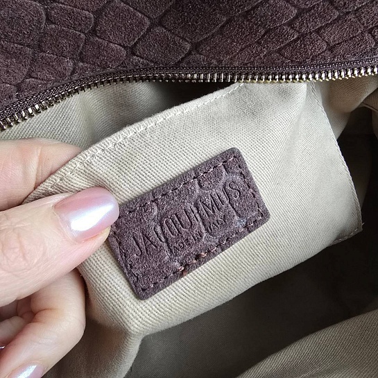 Замшевая сумка Jacquemus The Turismo Soft 38x23 см