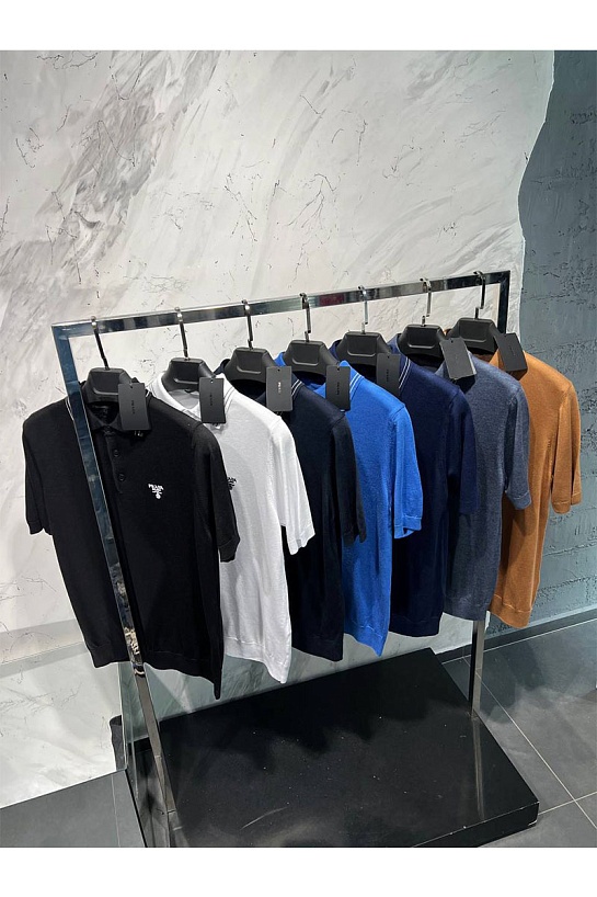 Поло чёрного цвета Prada Milano