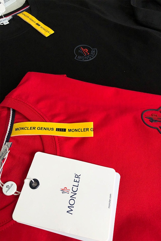 Мужская брендовая футболка Moncler Rubber Logo - Red