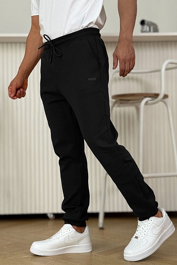 Спортивные штаны чёрного цвета Hugo Boss   