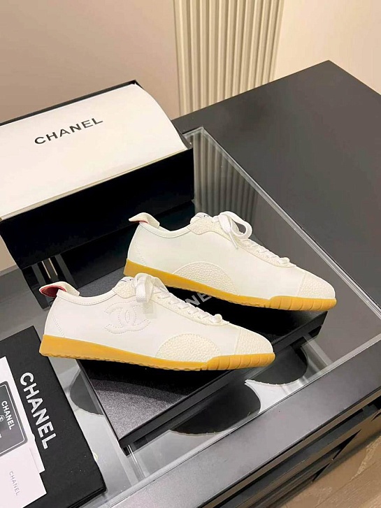 Женские кожаные кроссовки Chanel premium