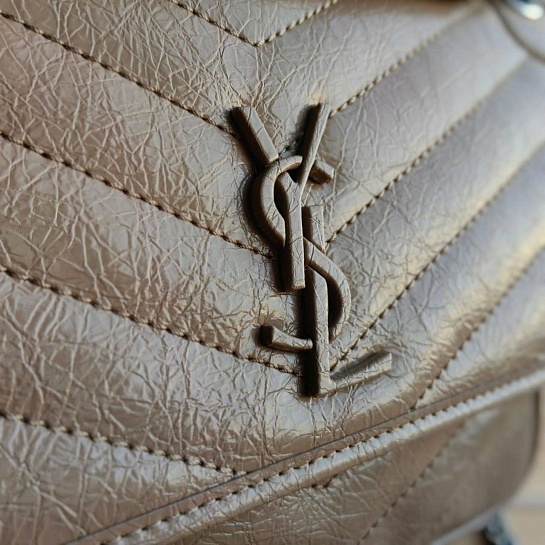 Кожаная сумка Yves Saint Laurent Niki Medium Light Musk 28x21 см