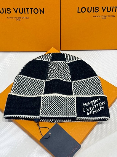 Шапка Louis Vuitton logo-embroidered - Black   