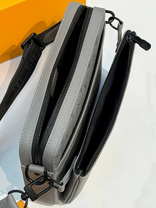 Кожаная сумка Louis Vuitton Trio premium 25x18.5x7 см