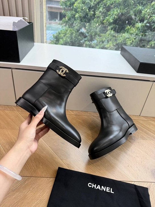 Женские кожаные сапоги Chanel premium