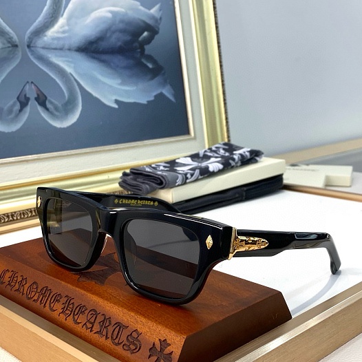 Солнцезащитные очки Chrome Hearts Charismadick   