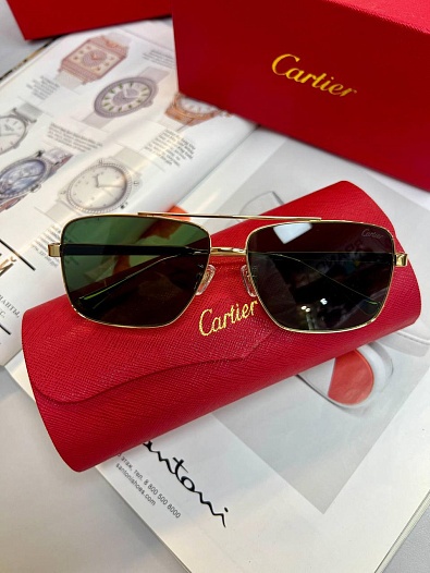 Солнцезащитные очки Cartier с зелёными линзами   