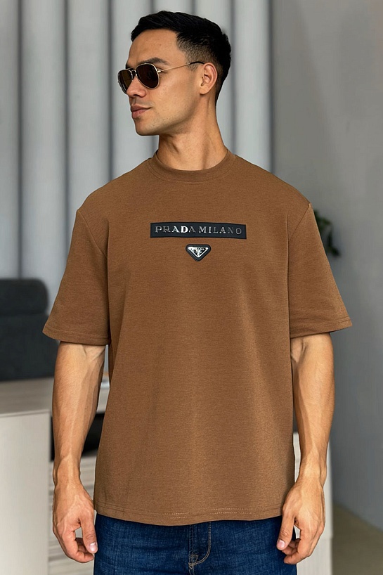Коричневая оверсайз футболка Prada Milano metallic-logo