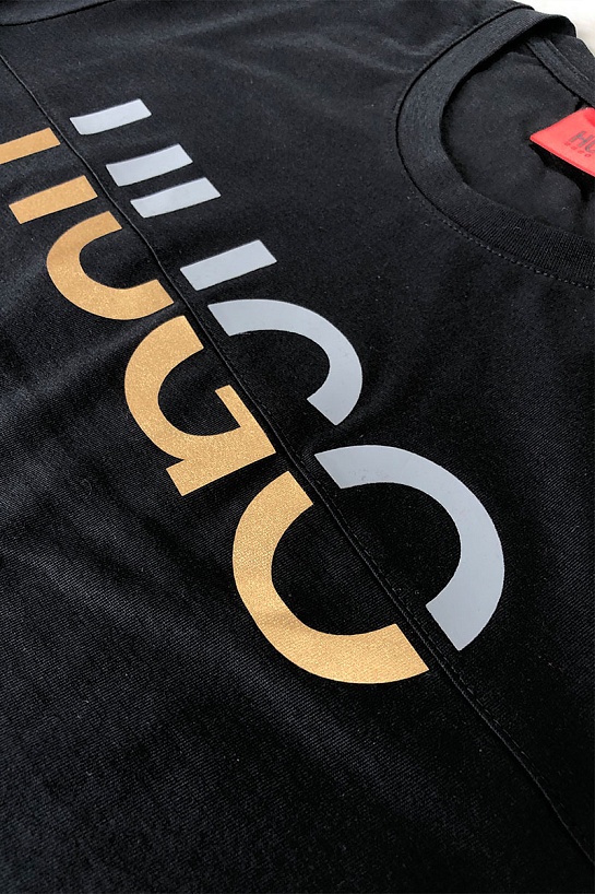 Мужская чёрная футболка Hugo Boss