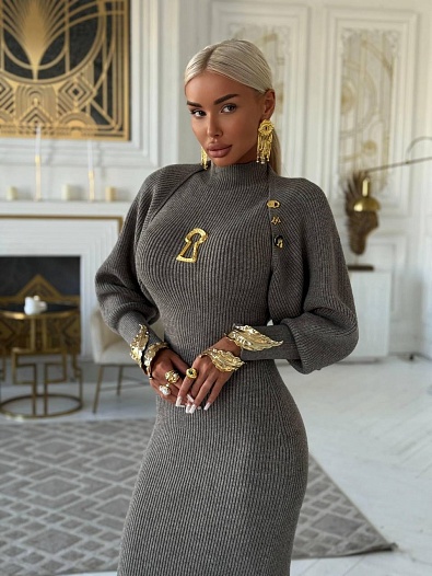 Женское трикотажное платье двойка Schiaparelli серого цвета   