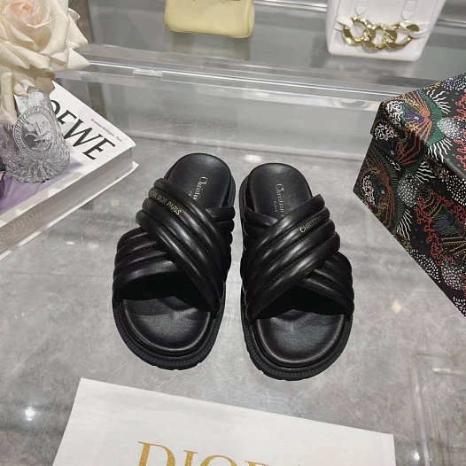 Женские кожаные шлёпанцы Dior D-Cross - Black   