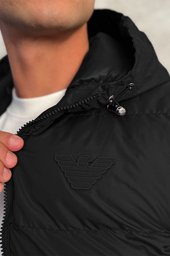 Мужской чёрный жилет Emporio Armani 7