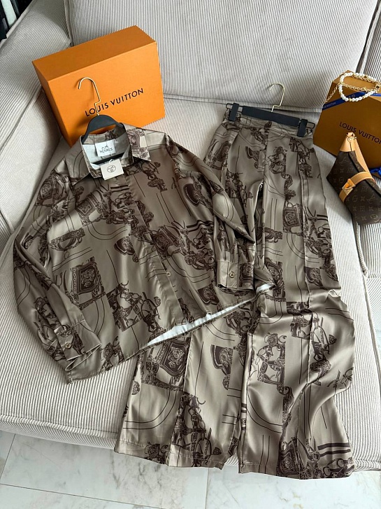 Женский костюм коричневого цвета Hermes premium
