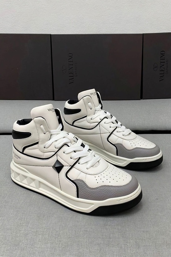 Кожаные кроссовки Valentino Garavani One Stud high top