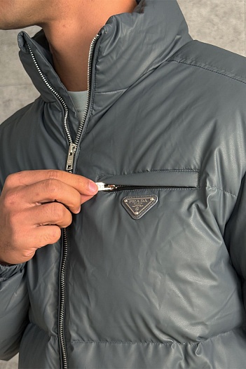 Мужской пуховик Prada logo-plaque - Grey   