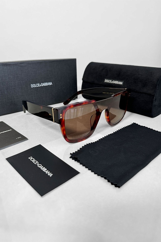 Солнцезащитные очки Dolce & Gabbana