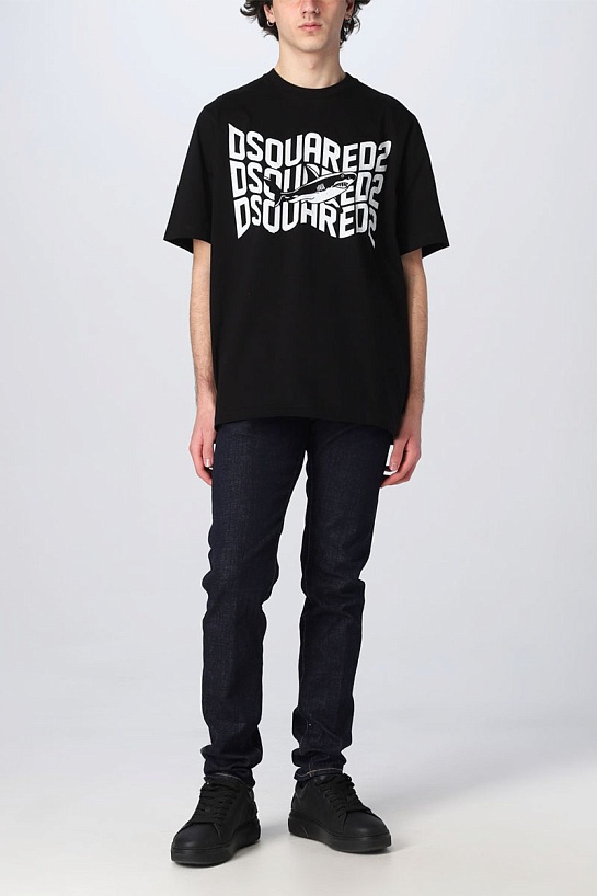Футболка чёрного цвета Dsquared2 Shark Slouch