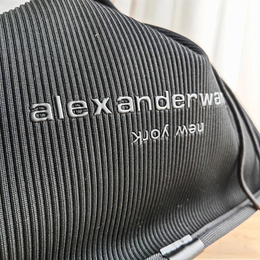 Чёрная сумка-хобо Alexander Wang 37x30 см   