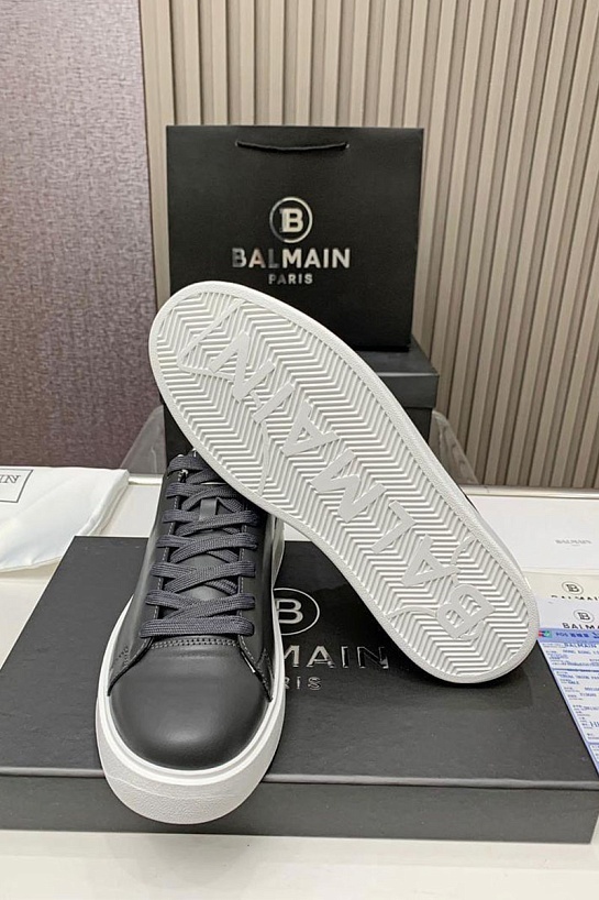 Кожаные кроссовки Balmain серого цвета