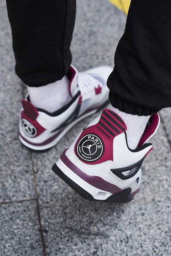 Кроссовки Nike Air Jordan 4 "Paris Saint Germain"